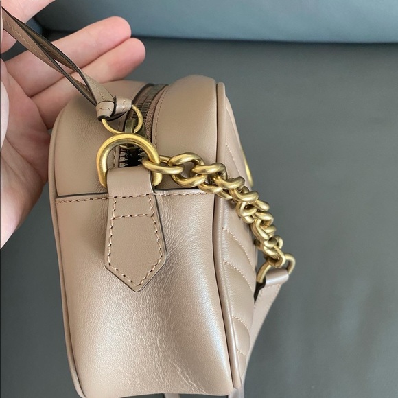 ❌SOLD❌GUCCI CAMERA BAG SMALL - Picture 7 of 13